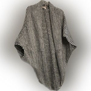 Black & white knit poncho